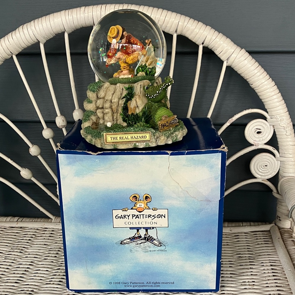 NWT Westland Collectible GARY PATTERSON “The Real Hazard” Musical Water Globe”